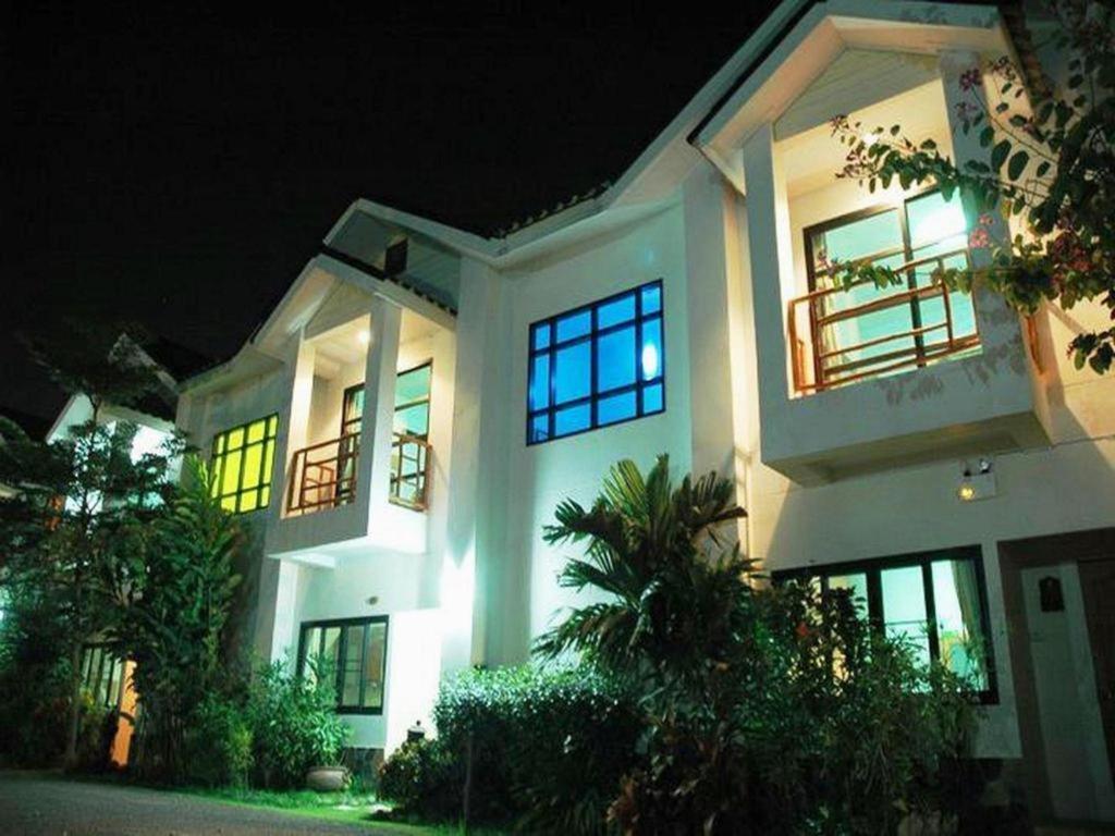 Chayada Garden House And Resort Hotel Nakhonratchasima Dış mekan fotoğraf